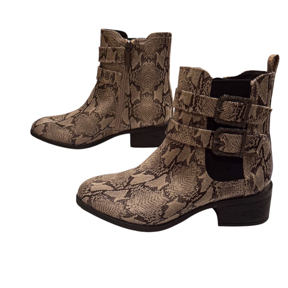 Kenneth Cole Reaction Salt Biker Jewel Snake Print Ankle Boots (Vegan) NIB
